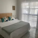 Charming In The Heart Of דירה