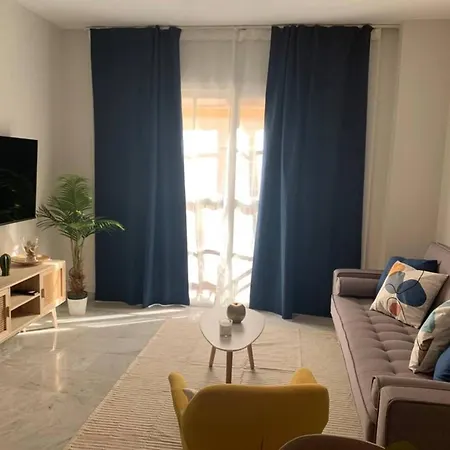 Lägenhet Charming In The Heart Of Fuengirola